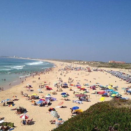 Estrela Do Mar - 100M Da Praia Peniche Buitenkant foto